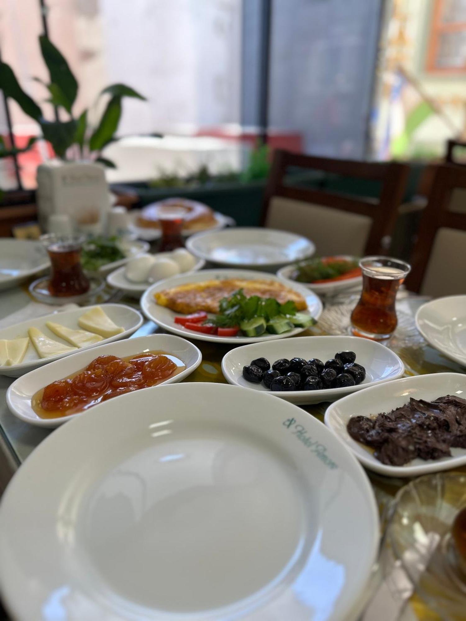 Amore Hotel Istanbul Exterior photo